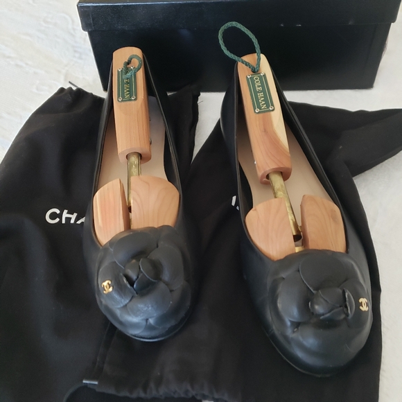 Chanel Camellia flats, size 38.5, black - Picture 14 of 14